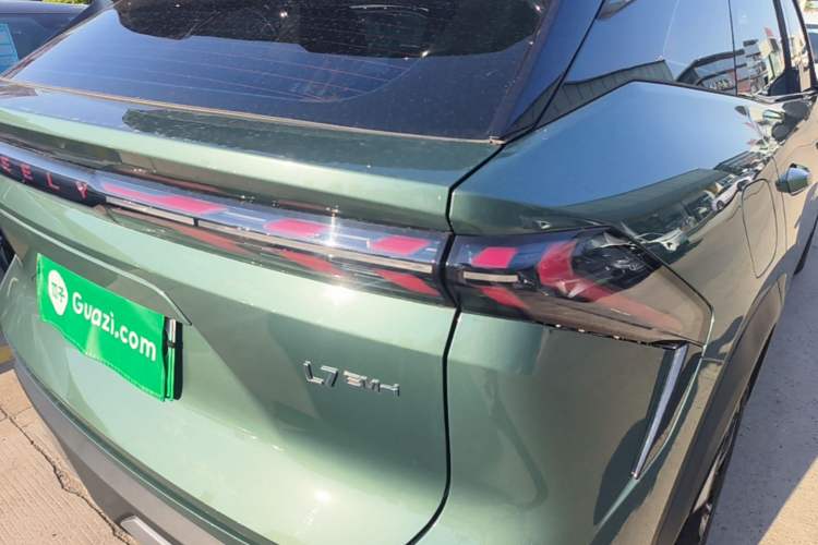 Used Geely Galaxy L7 2025 EM-i 115km Exploration+ Edition Right Rear Taillight