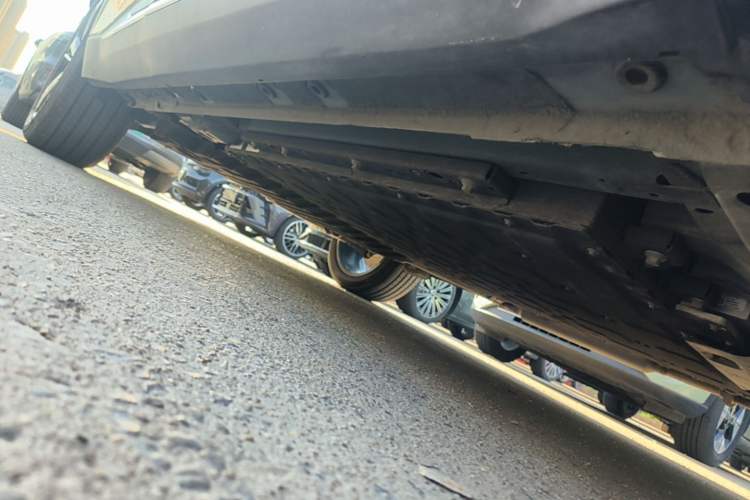 Used Geely Galaxy L7 2025 EM-i 115km Exploration+ Edition Right Side Sill