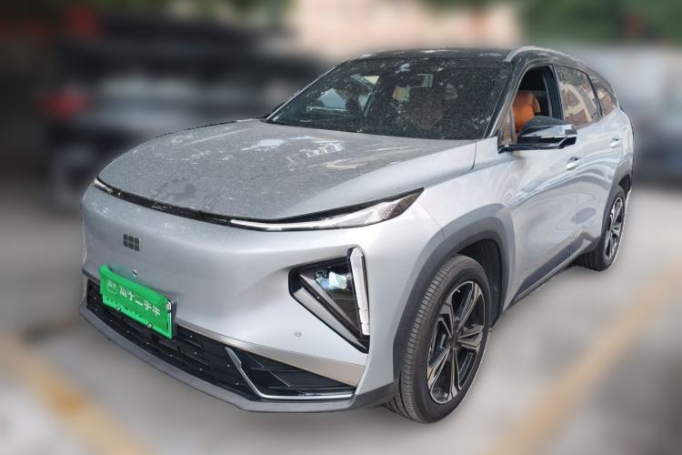 Geely Galaxy L7 2025 EM-i 115km Exploration+ Edition