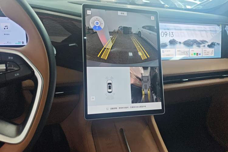 Used Geely Galaxy L7 2025 EM-i 115km Exploration+ Edition Audio And AC Panel