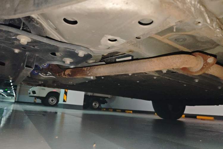 Used Geely Galaxy L7 2025 EM-i 115km Long-Range Version Chassis Front Left