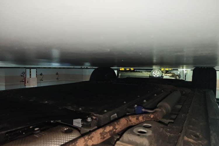 Used Geely Galaxy L7 2025 EM-i 115km Long-Range Version Chassis Rear Left