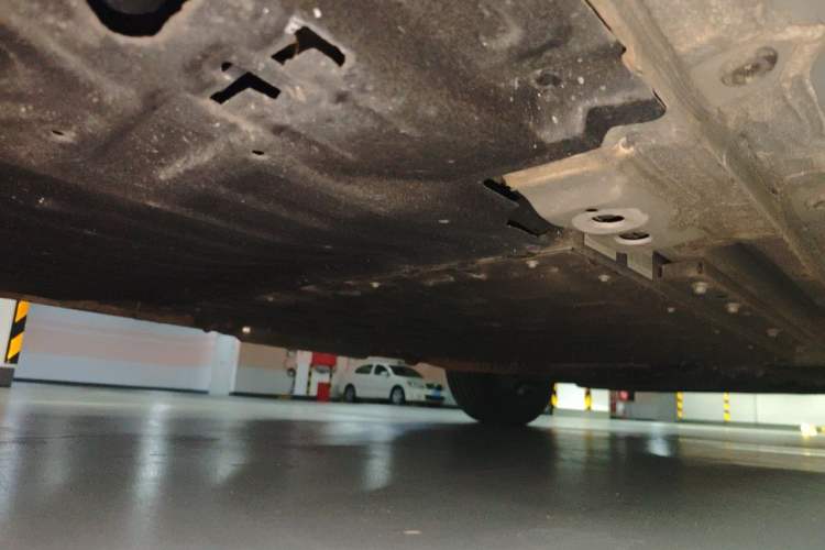 Used Geely Galaxy L7 2025 EM-i 115km Long-Range Version Chassis Rear Right