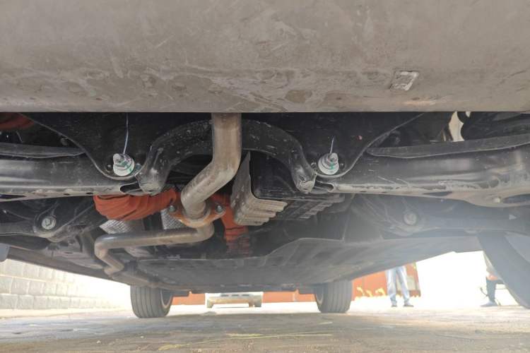 Used Geely Galaxy L7 2025 EM-i 115km Exploration Edition Chassis Rear