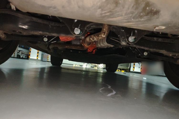 Used Geely Galaxy L7 2025 EM-i 115km Long-Range Version Chassis Rear