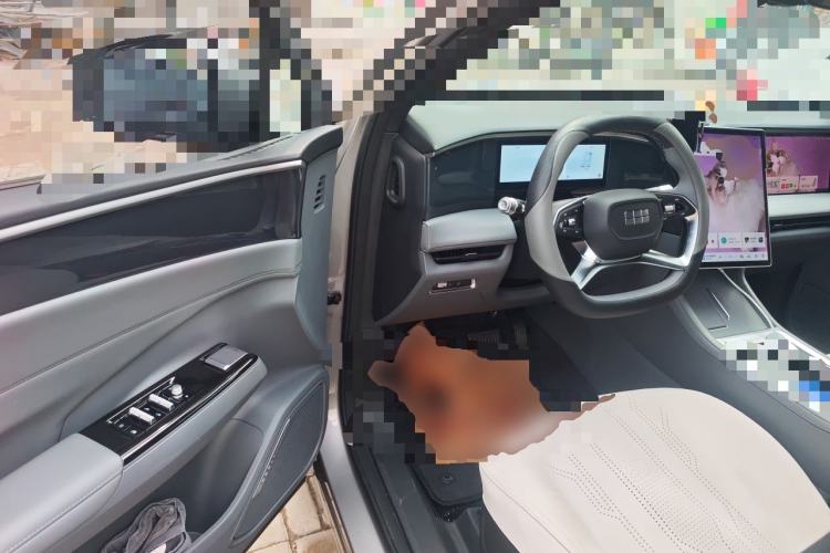Used Geely Galaxy L7 2025 EM-i 115km Exploration Edition Driver Seat