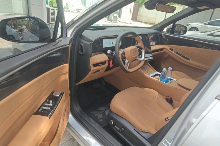 Used Geely Galaxy L7 2025 EM-i 115km Exploration+ Edition Driver Seat