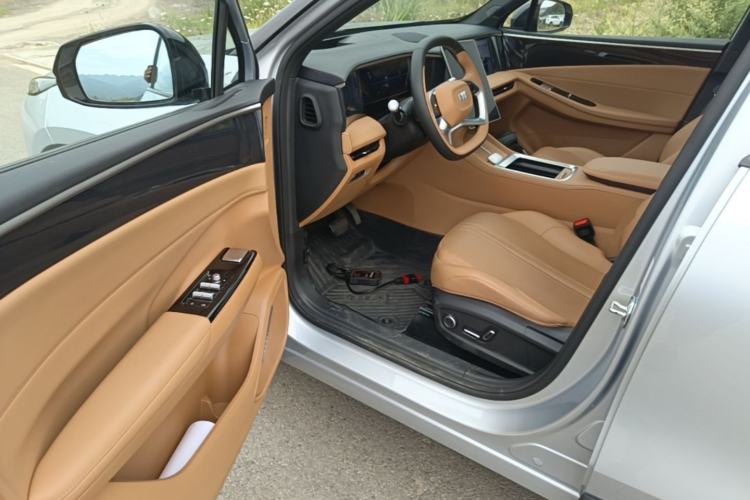 Used Geely Galaxy L7 2025 EM-i 115km Exploration+ Edition Driver Seat