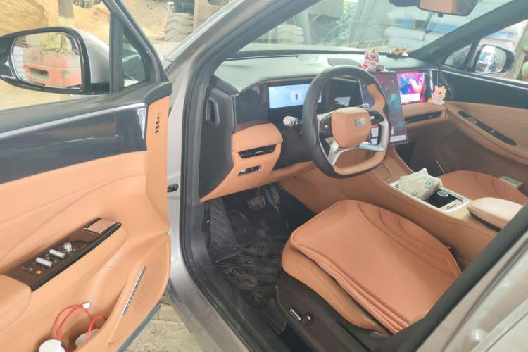 Used Geely Galaxy L7 2025 EM-i 115km Exploration Edition Driver Seat