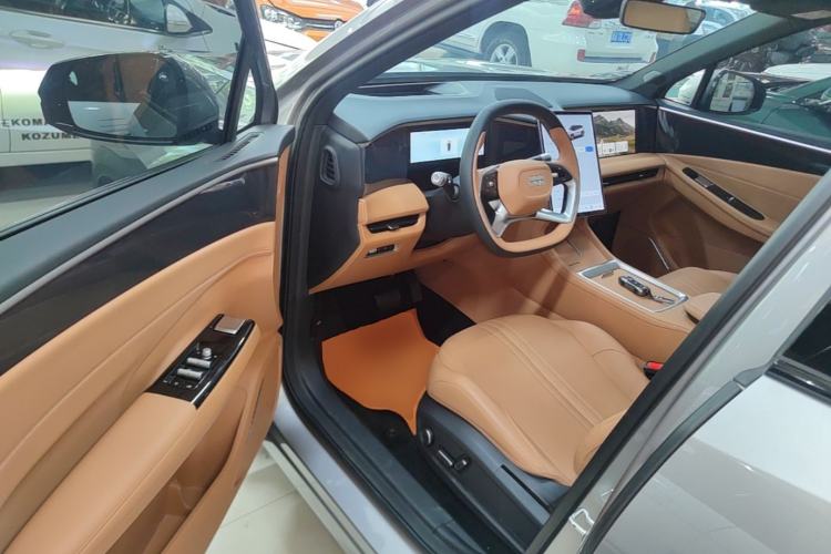 Used Geely Galaxy L7 2025 EM-i 115km Exploration+ Edition Driver Seat