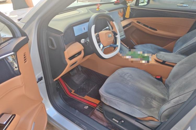 Used Geely Galaxy L7 2025 EM-i 115km Exploration Edition Driver Seat