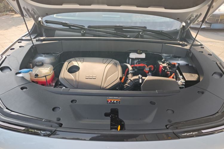 Used Geely Galaxy L7 2025 EM-i 115km Exploration+ Edition Engine Bay