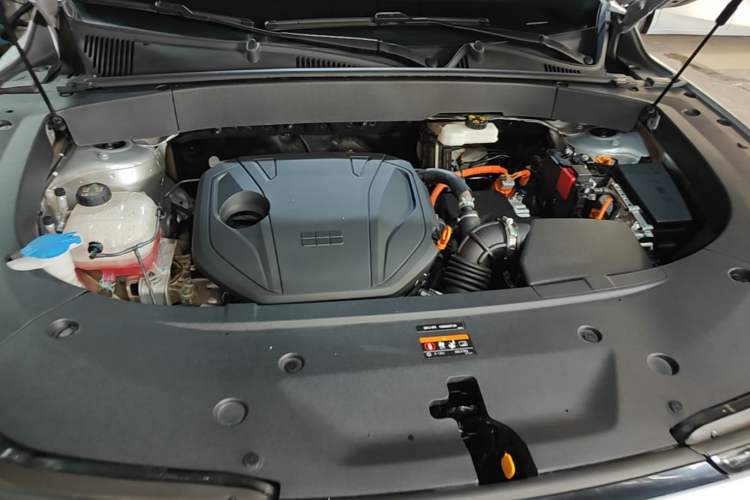 Used Geely Galaxy L7 2025 EM-i 115km Exploration Edition Engine Bay