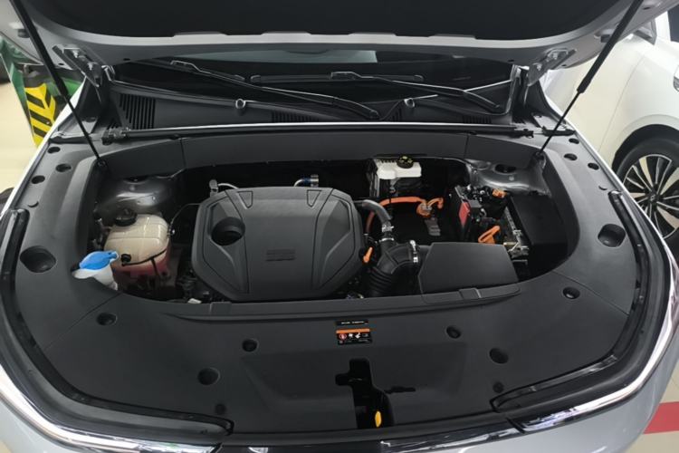 Used Geely Galaxy L7 2025 EM-i 115km Exploration+ Edition Engine Bay