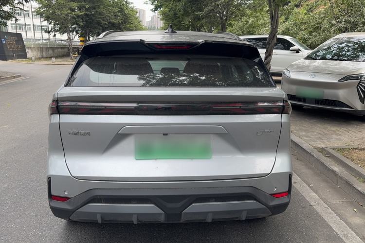 Used Geely Galaxy L7 2025 EM-i 115km Exploration+ Edition Exterior 4