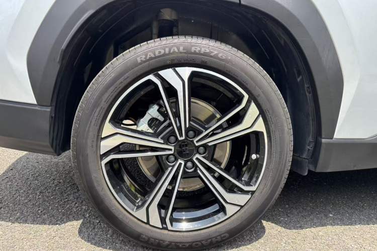 Used Geely Galaxy L7 2025 EM-i 115km Exploration+ Edition Exterior 8