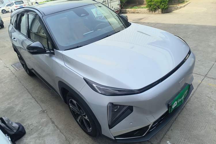 Used Geely Galaxy L7 2025 EM-i 115km Exploration+ Edition Front Right 45 Deg