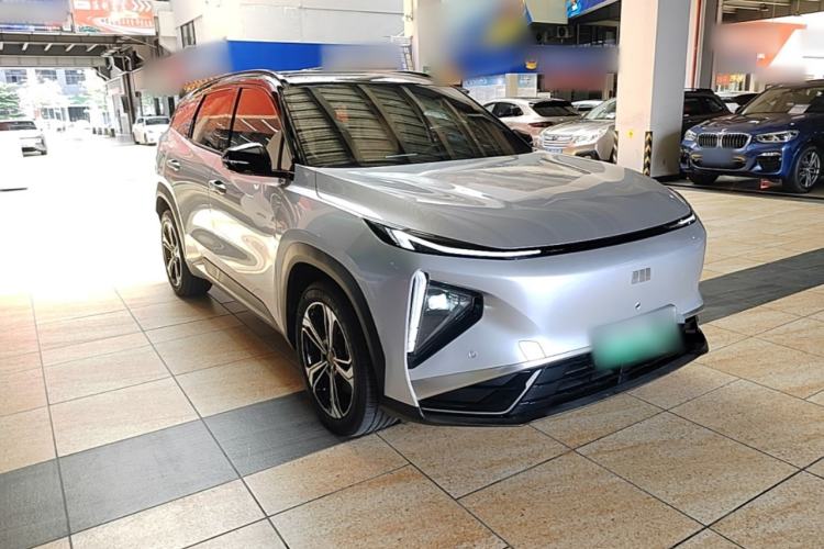Used Geely Galaxy L7 2025 EM-i 115km Exploration+ Edition Front Right 45 Deg