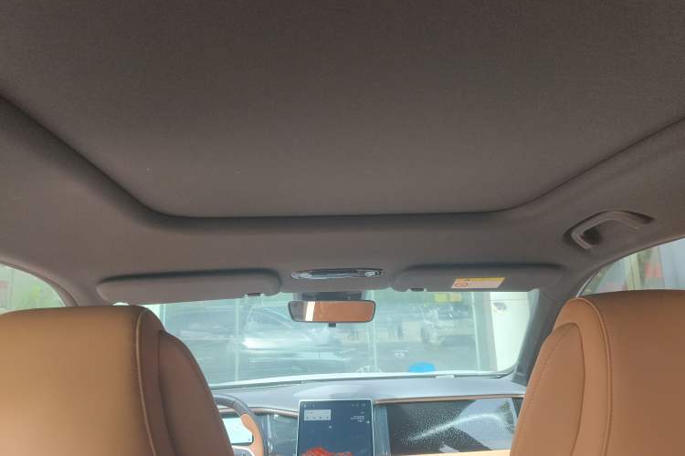 Used Geely Galaxy L7 2025 EM-i 115km Long-Range Version Headliner