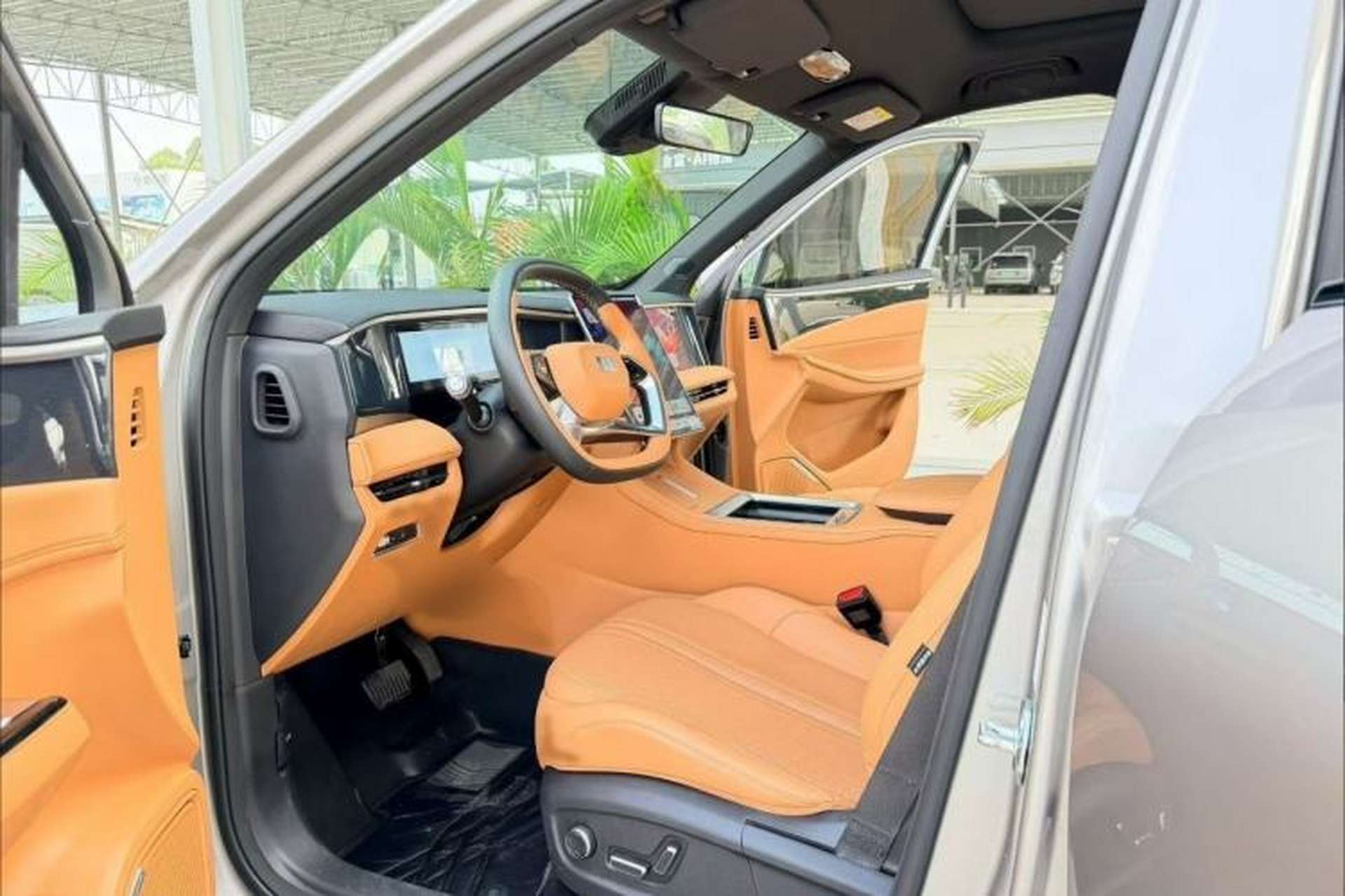 Used Geely Galaxy L7 2025 EM-i 115km Exploration+ Edition Interior 3