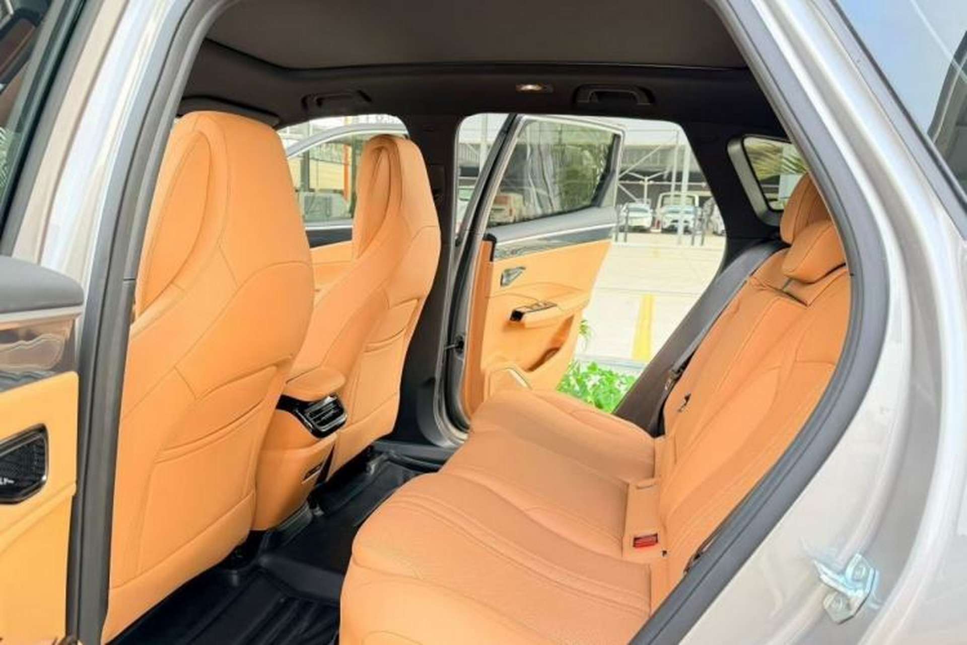 Used Geely Galaxy L7 2025 EM-i 115km Exploration+ Edition Interior 4