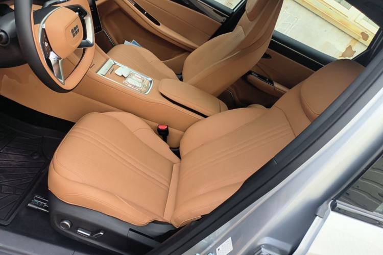 Used Geely Galaxy L7 2025 EM-i 115km Exploration+ Edition Left Front Seat