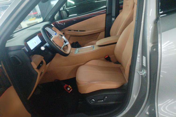 Used Geely Galaxy L7 2025 EM-i 115km Exploration+ Edition Left Front Seat