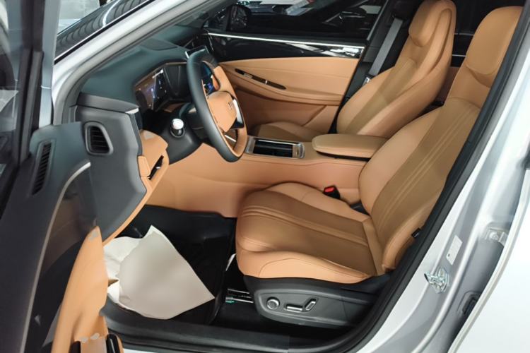 Used Geely Galaxy L7 2025 EM-i 115km Exploration+ Edition Left Front Seat