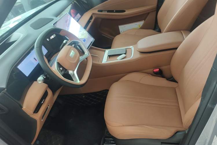 Used Geely Galaxy L7 2025 EM-i 115km Exploration+ Edition Left Front Seat