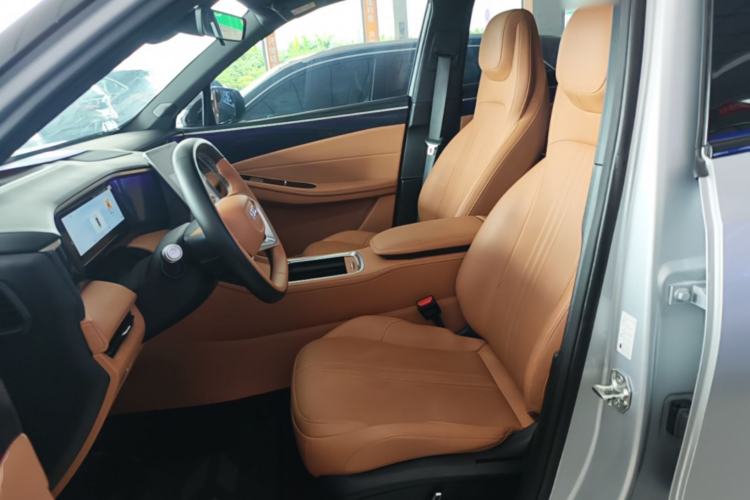 Used Geely Galaxy L7 2025 EM-i 115km Exploration+ Edition Left Front Seat
