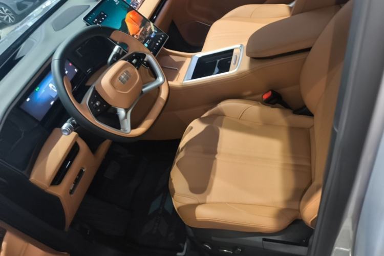 Used Geely Galaxy L7 2025 EM-i 115km Exploration+ Edition Left Front Seat
