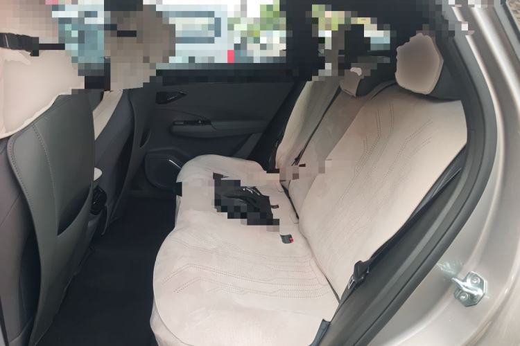 Used Geely Galaxy L7 2025 EM-i 115km Exploration Edition Left Rear Seat