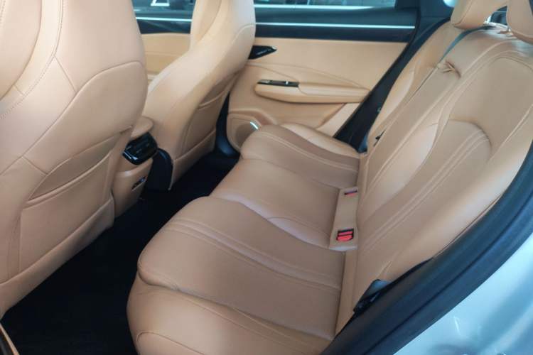 Used Geely Galaxy L7 2025 EM-i 115km Exploration+ Edition Left Rear Seat