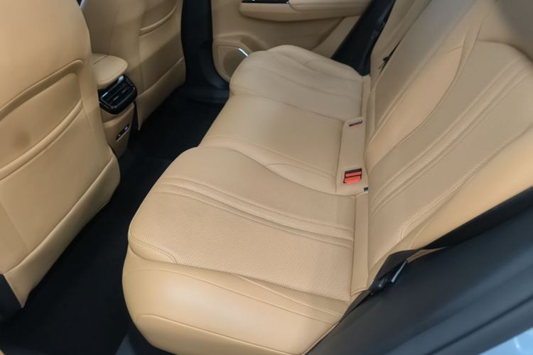 Used Geely Galaxy L7 2025 EM-i 115km Exploration+ Edition Left Rear Seat