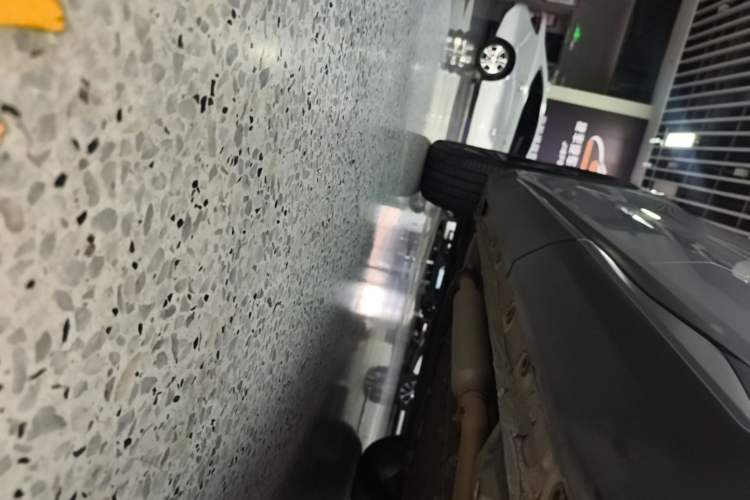 Used Geely Galaxy L7 2025 EM-i 115km Exploration+ Edition Left Side Sill