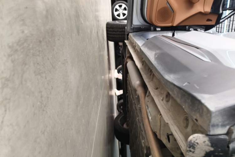Used Geely Galaxy L7 2025 EM-i 115km Exploration+ Edition Left Side Sill