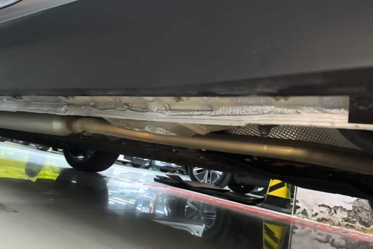 Used Geely Galaxy L7 2025 EM-i 115km Exploration+ Edition Left Side Sill