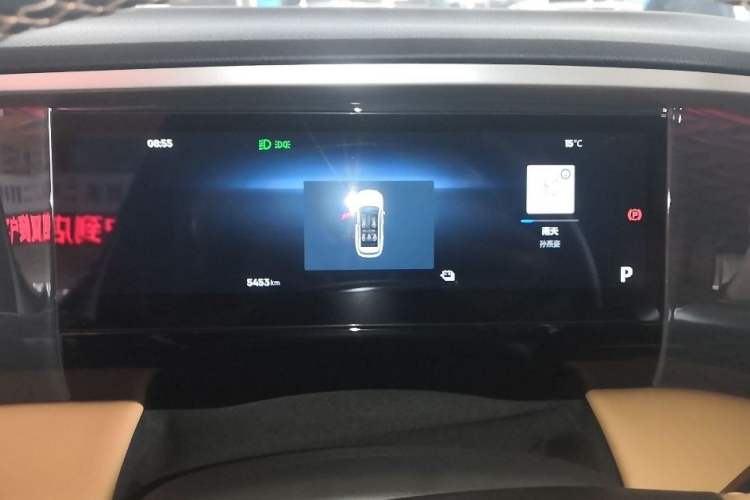 Used Geely Galaxy L7 2025 EM-i 115km Exploration+ Edition Odometer Close Up