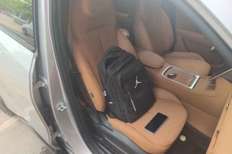 Used Geely Galaxy L7 2025 EM-i 115km Long-Range Version Right Front Seat