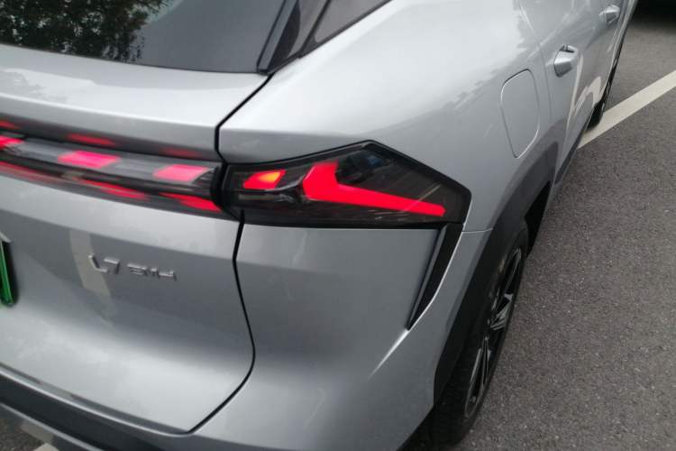 Used Geely Galaxy L7 2025 EM-i 115km Exploration+ Edition Right Rear Taillight
