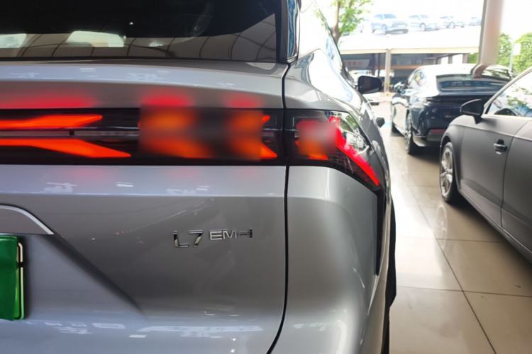 Used Geely Galaxy L7 2025 EM-i 115km Exploration+ Edition Right Rear Taillight