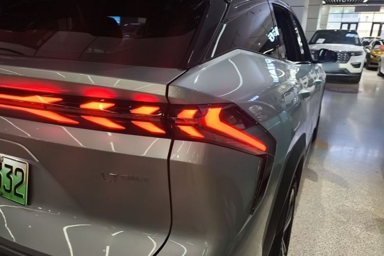 Used Geely Galaxy L7 2025 EM-i 115km Exploration+ Edition Right Rear Taillight