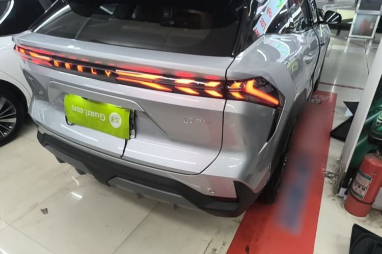 Used Geely Galaxy L7 2025 EM-i 115km Exploration+ Edition Right Rear Taillight