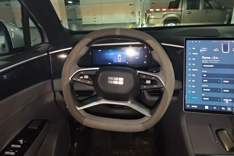 Used Geely Galaxy L7 2025 EM-i 115km Long-Range Version Steering Wheel