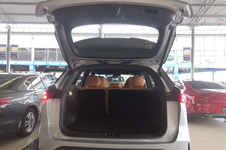 Used Geely Galaxy L7 2025 EM-i 115km Exploration+ Edition Trunk