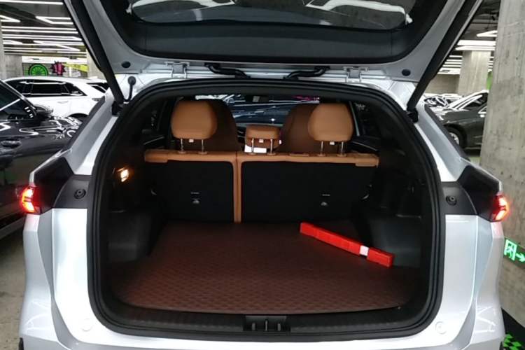 Used Geely Galaxy L7 2025 EM-i 115km Exploration Edition Trunk