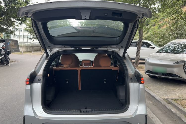 Used Geely Galaxy L7 2025 EM-i 115km Exploration+ Edition Trunk