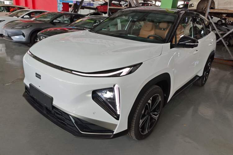Used Geely Galaxy L7 2025 EM-i 115km Exploration+ Edition Guazi used car, China used car export, Used car for sale, Used Geely Galaxy cars, Cheapest cars for sale