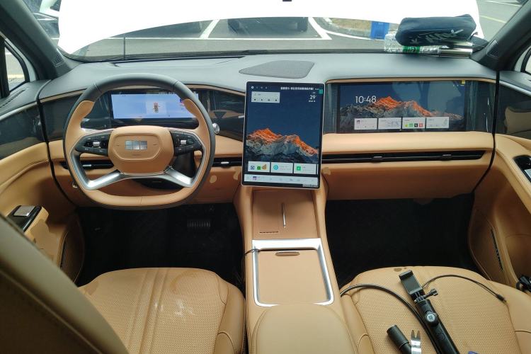 Used Geely Galaxy L7 2025 EM-i 115km Exploration Edition Center Console