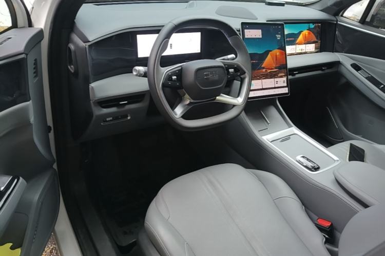 Used Geely Galaxy L7 2025 EM-i 115km Exploration Edition Center Console